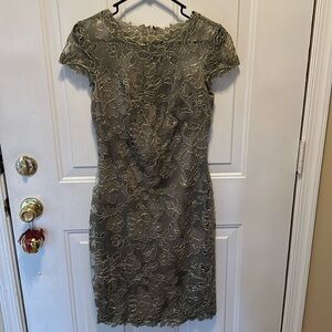 Tadashi Shoji Cap Sleeve Boat Neck Above Knee Formal Sheath Dress